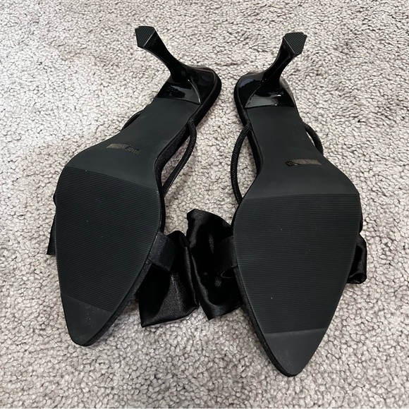 Black Bow Pointed-Toe Heeled Mules - Picture 4 of 4